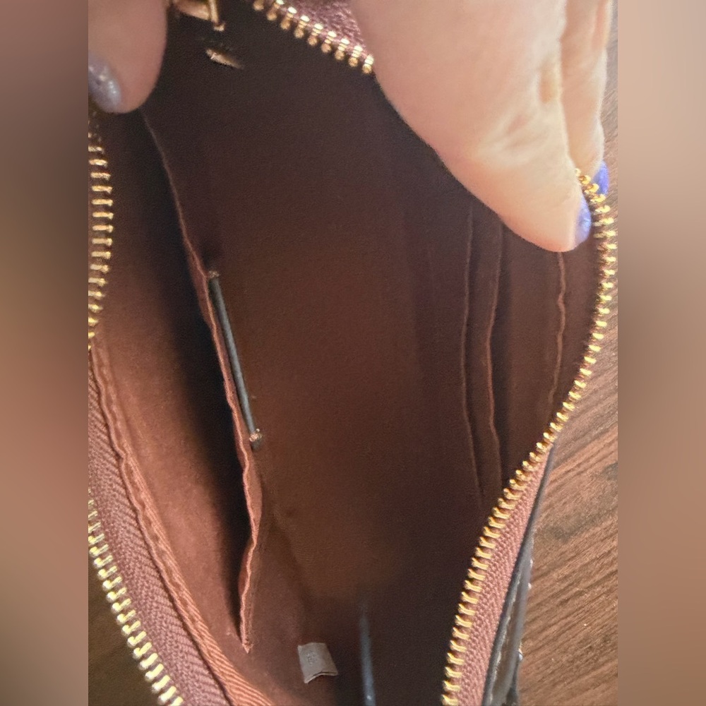 EUC Coach x Peanuts Teri Crossbody - Picture 4 of 8